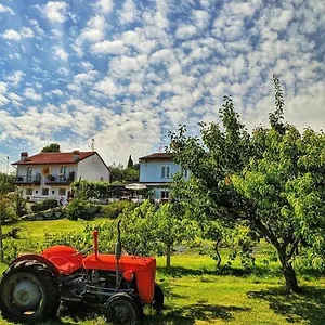 Farm stay 30 Moniga del Garda