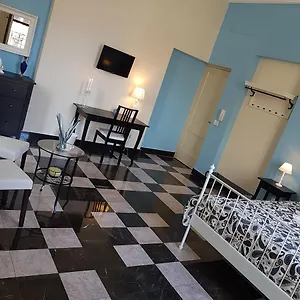 Central Suites Catania Bed & Breakfast